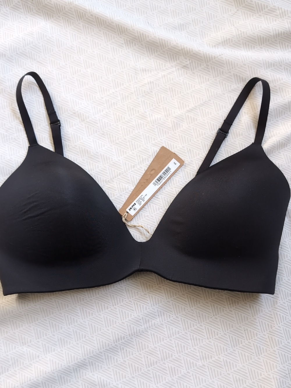 SKIMS Onyx Wireless Form T-Shirt Bra 34D